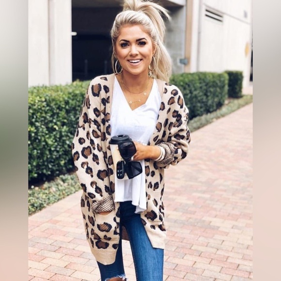 Leopard print cardigan size M - Picture 3 of 5